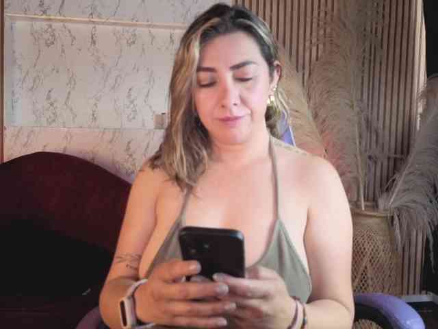 Isabellalita webcam