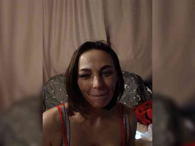 Naomi-milf webcam