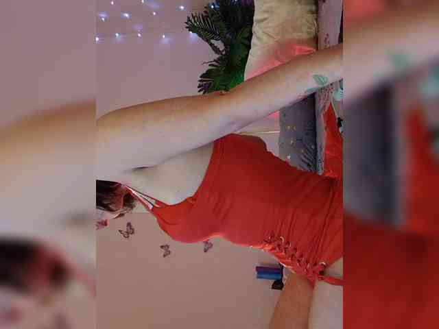 Model: Naomi-milf