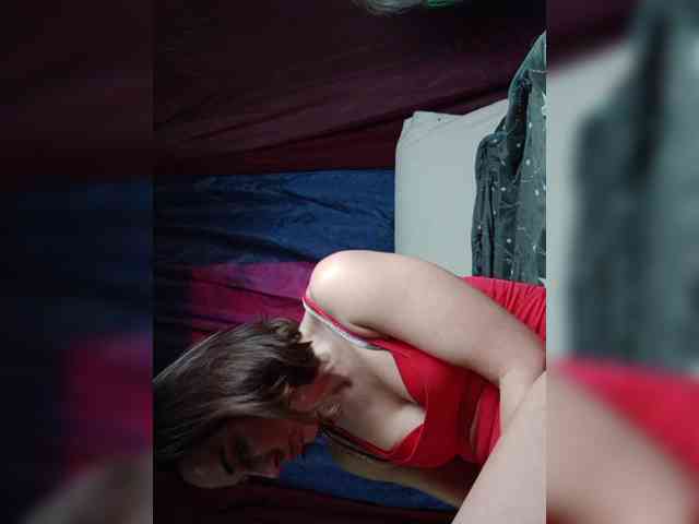 Naomi-milf webcam