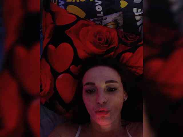 Naomi-milf webcam