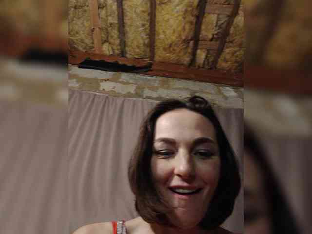 Naomi-milf webcam