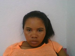 Juliah1a's Live Webcam