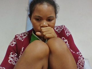 Juliah1a's Live Webcam