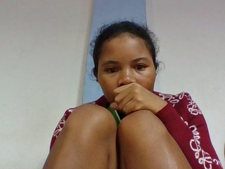 Juliah1a's Live Webcam