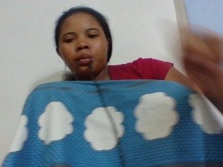 Juliah1a's Live Webcam