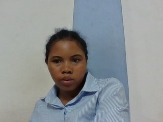 Juliah1a's Live Webcam