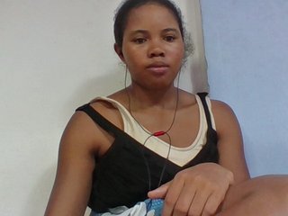 Juliah1a's Live Webcam