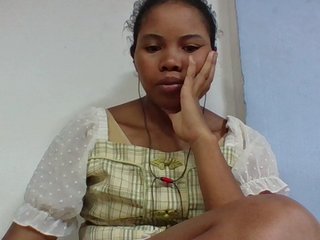 Juliah1a's Live Webcam