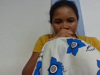 Juliah1a's Live Webcam