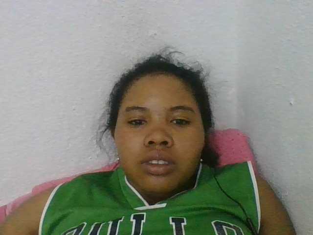 Juliah1a live cam on BongaCams