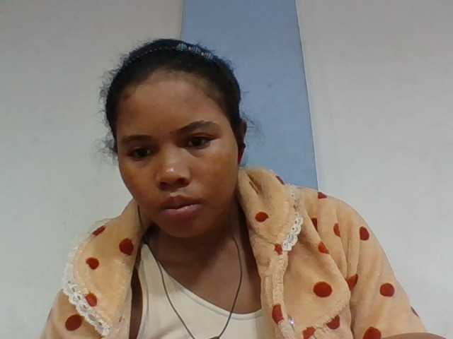 Juliah1a live cam on BongaCams