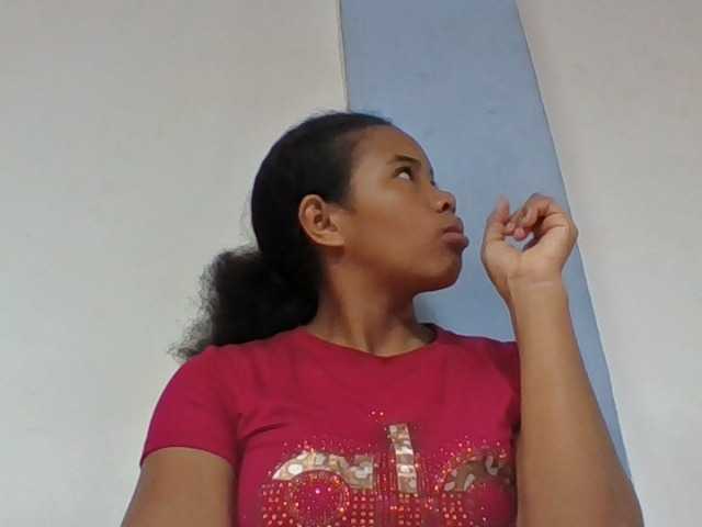 Juliah1a live cam on BongaCams