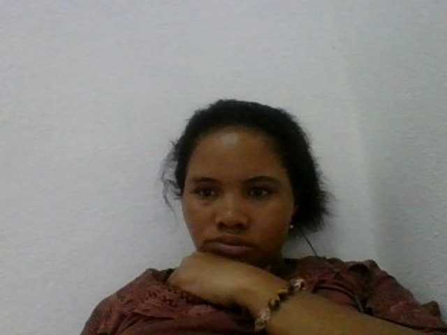 Juliah1a live cam on BongaCams