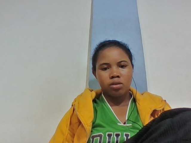 Juliah1a live cam