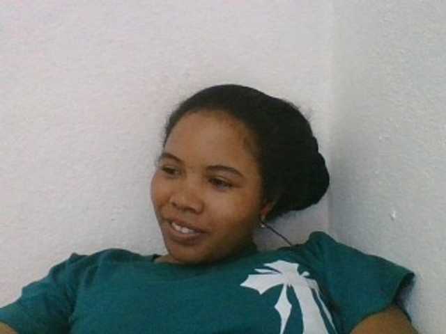 Juliah1a live cam on BongaCams