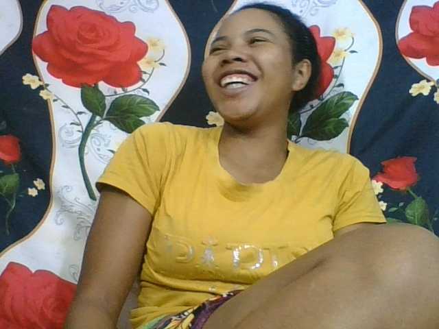 Juliah1a live cam on BongaCams