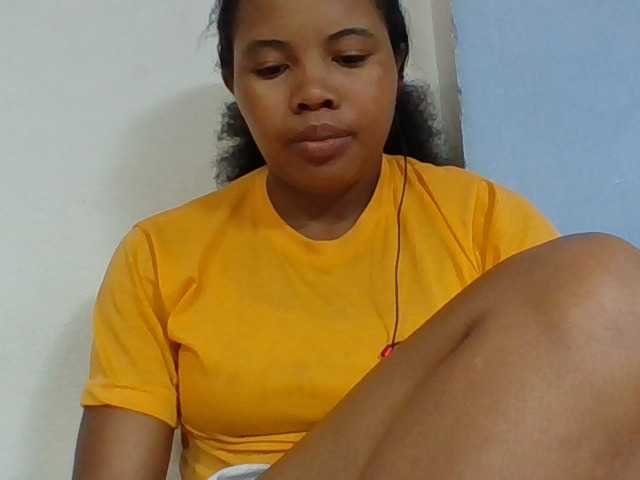 Juliah1a live cam on BongaCams