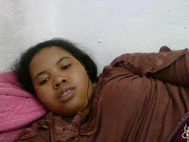 Juliah1a live cam preview