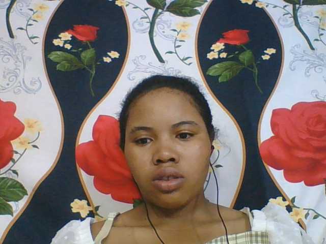 Juliah1a live cam on BongaCams