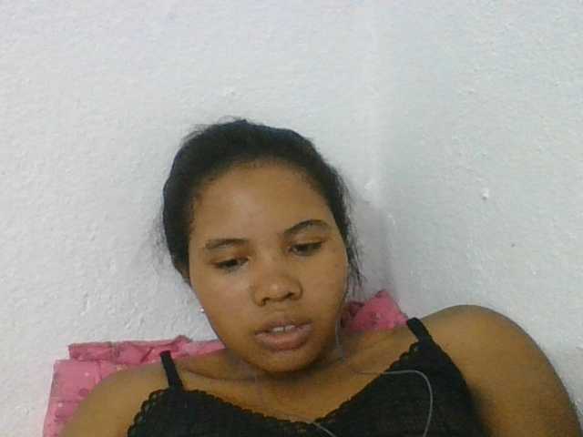 Juliah1a live cam on BongaCams