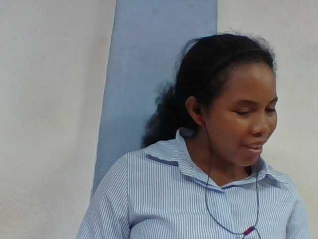 Juliah1a live webcam show