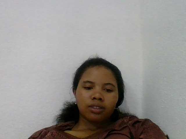 Juliah1a live cam on BongaCams