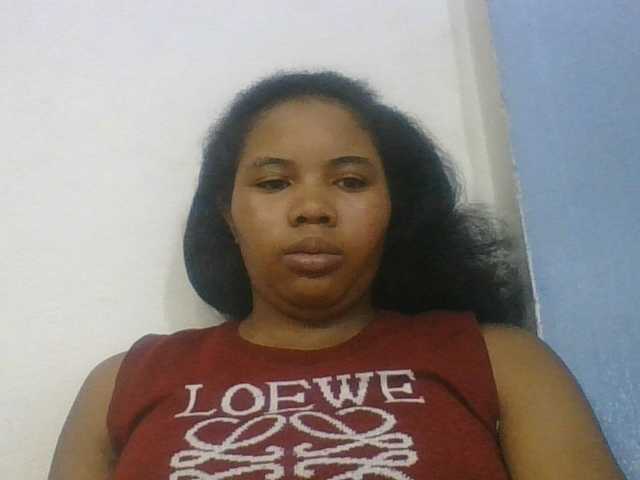 Juliah1a live cam preview