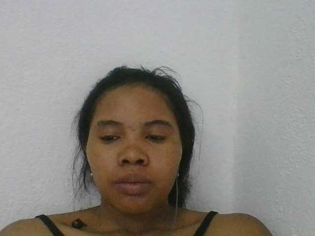 Juliah1a live cam preview