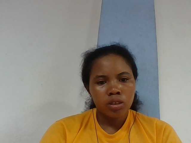 Juliah1a live webcam show
