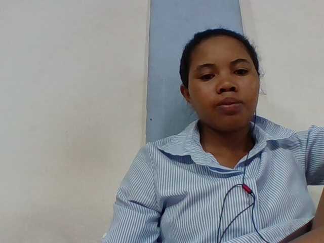 Juliah1a live cam preview