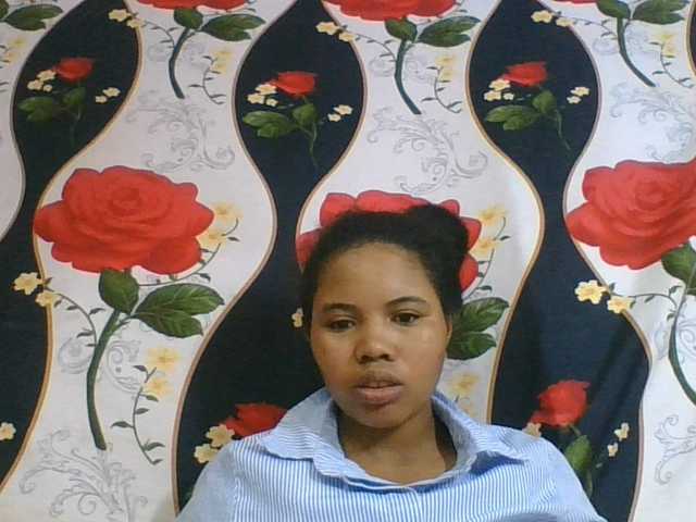 Juliah1a live cam on BongaCams