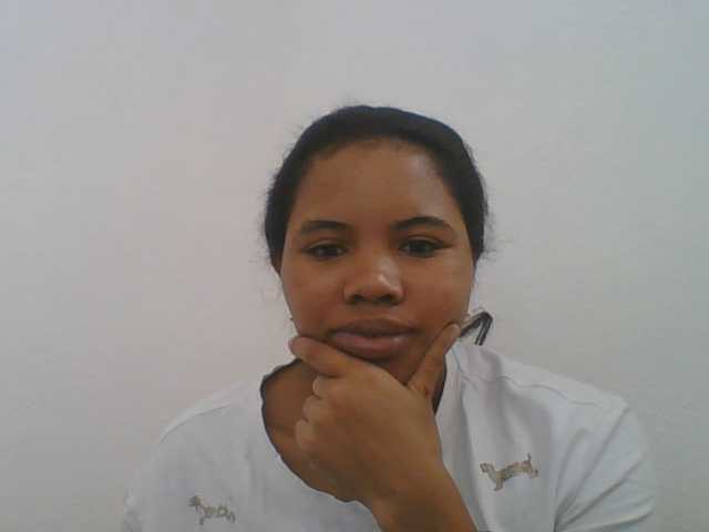Juliah1a live cam on BongaCams