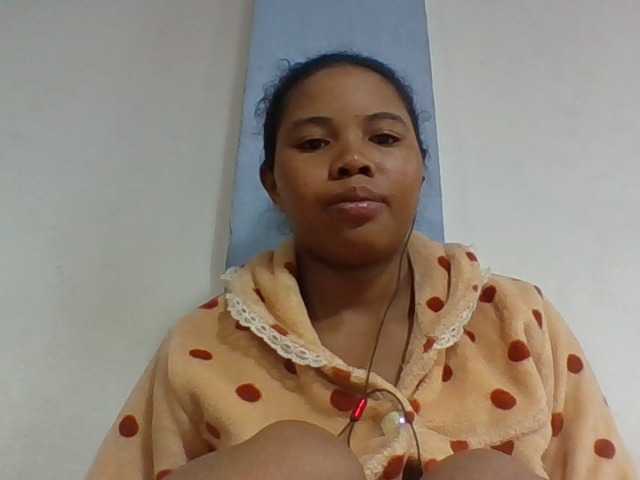 Juliah1a live cam on BongaCams