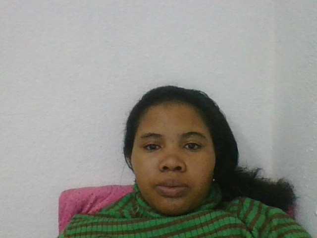 Juliah1a live cam on BongaCams
