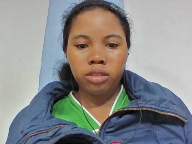 Juliah1a live cam on BongaCams