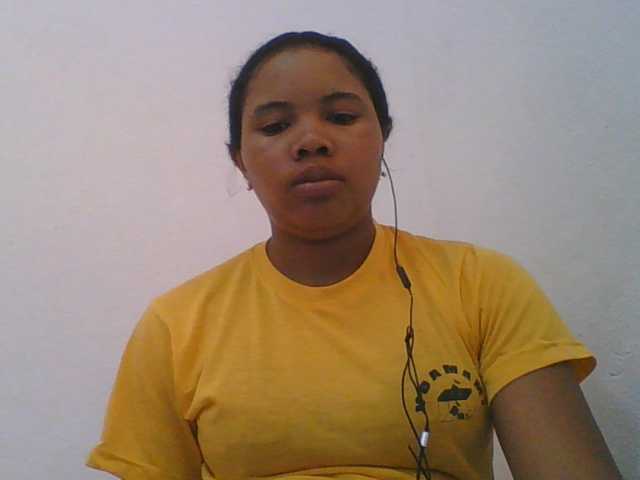 Juliah1a live cam on BongaCams
