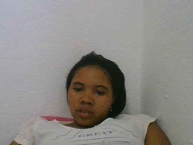 Juliah1a live cam on BongaCams