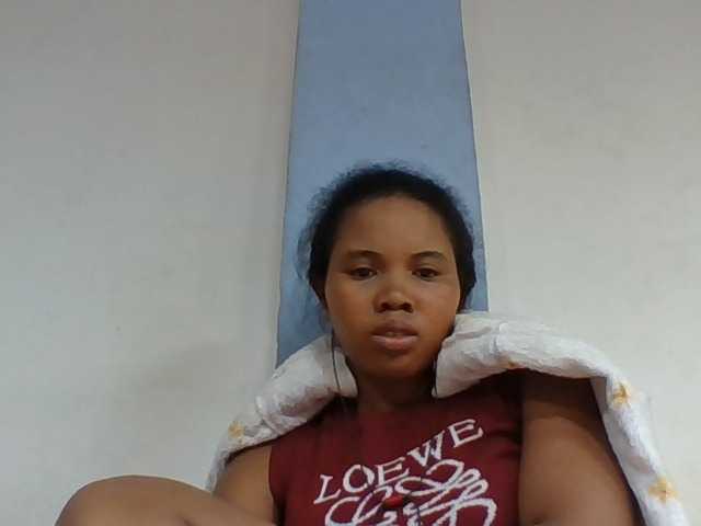 Juliah1a live cam on BongaCams