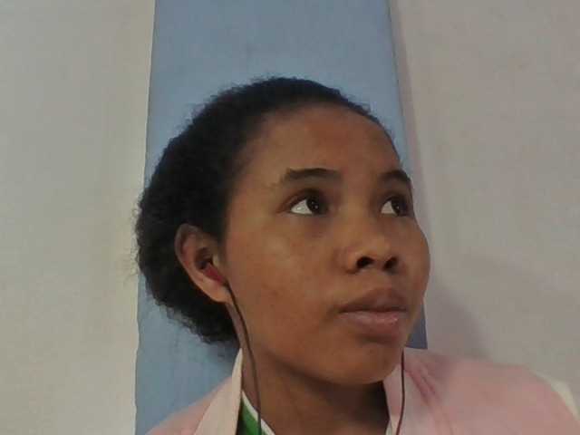 Juliah1a live cam on BongaCams