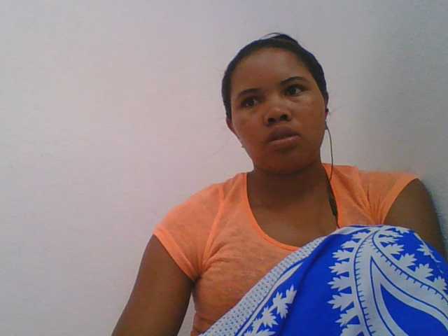 Juliah1a live cam on BongaCams