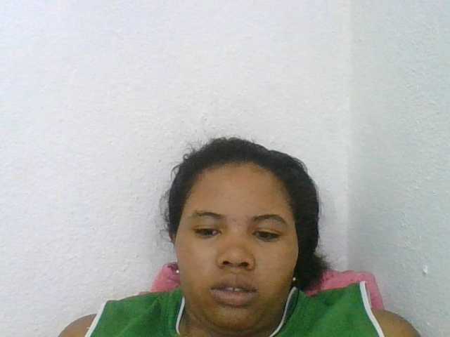 Juliah1a live cam on BongaCams