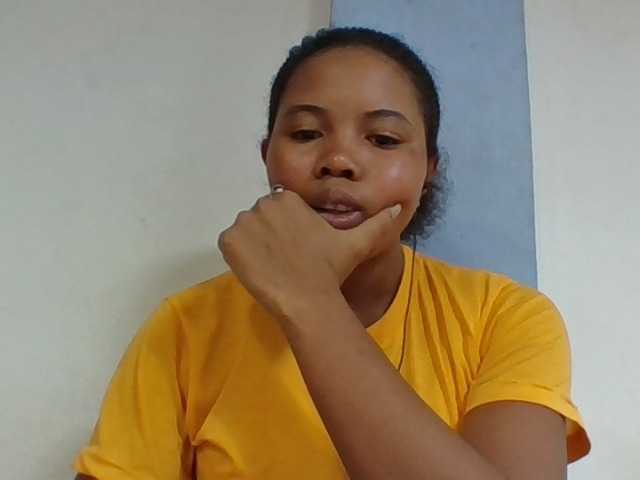 Juliah1a live webcam show