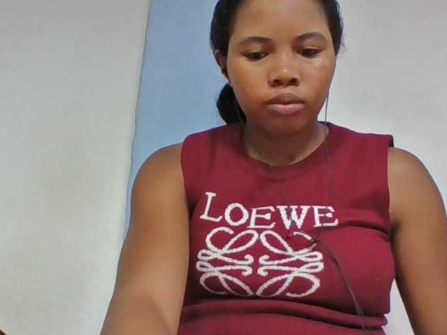 Juliah1a live cam on BongaCams