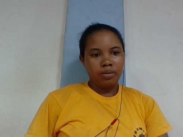 Juliah1a live webcam show