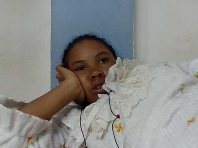 Juliah1a live cam