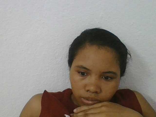 Juliah1a live cam on BongaCams