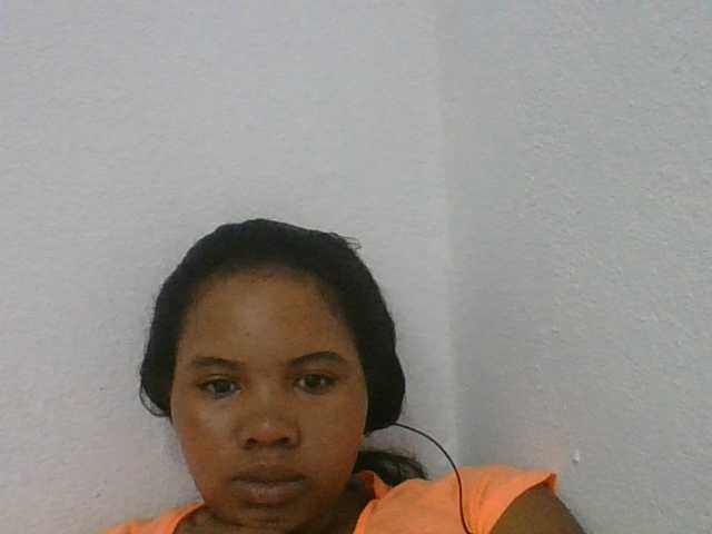 Juliah1a live cam on BongaCams