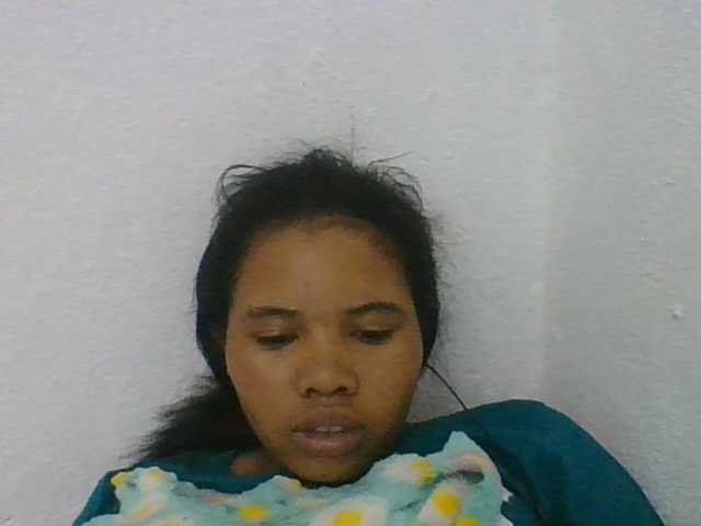 Juliah1a live cam on BongaCams