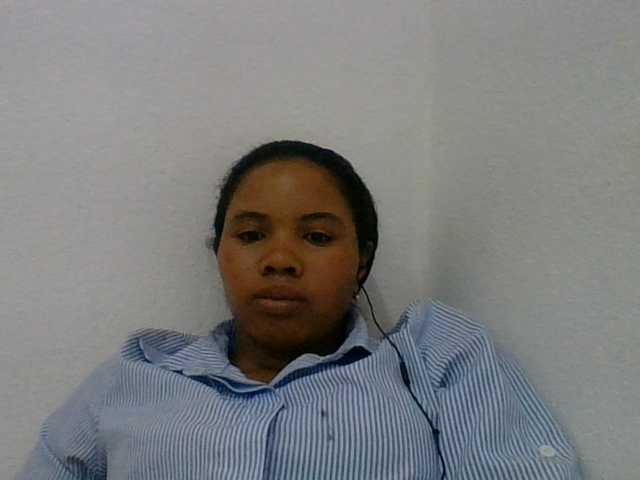 Juliah1a live cam on BongaCams